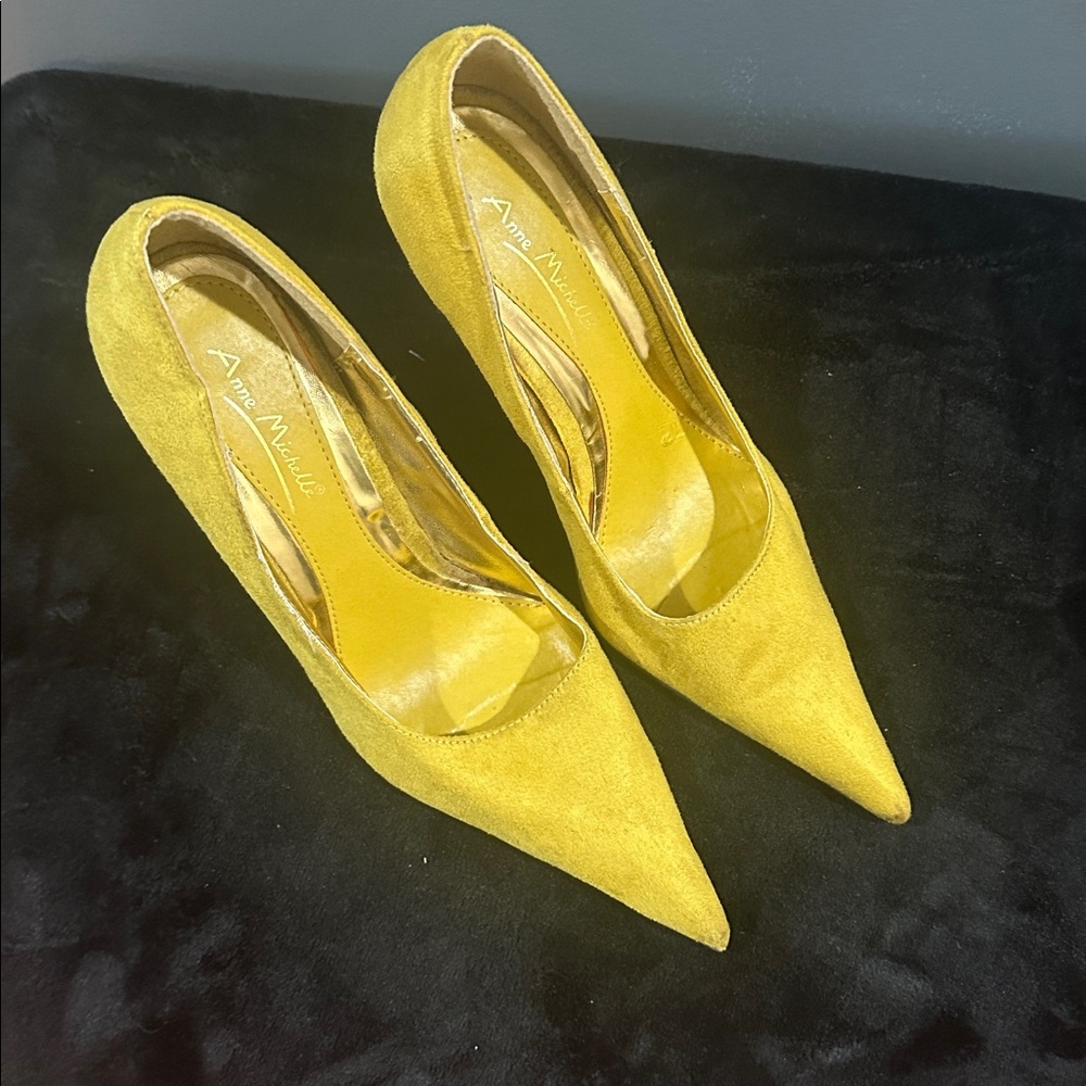 Anne Michelle Mustard Pointed Toe Pumps